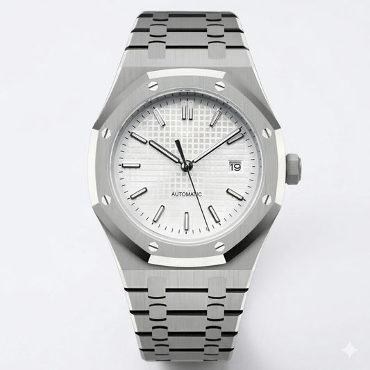 Royal Monakoak | White