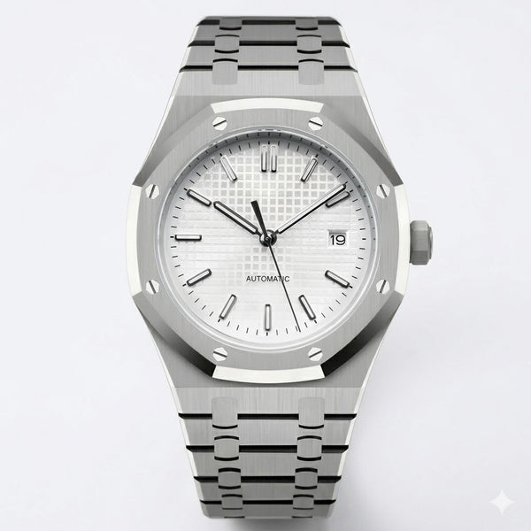 Royal Monakoak | White